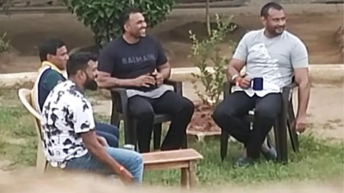 Murder-Accused Actor Darshan Getting VIP Treatment In Jail? Viral Pic Sparks Row 